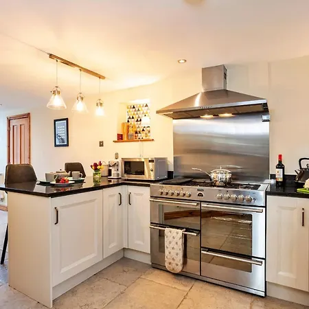 Finest Retreats - Ivy Cottage Casterton Buitenkant foto