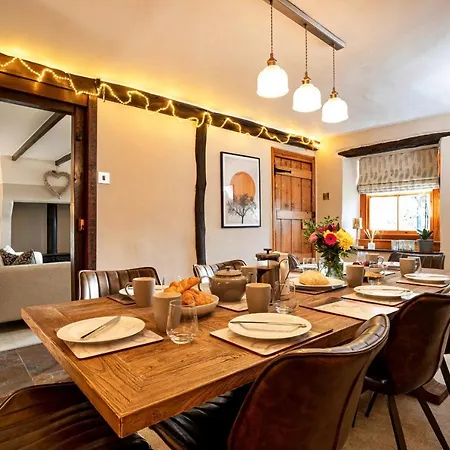 Finest Retreats - Ivy Cottage Casterton Buitenkant foto