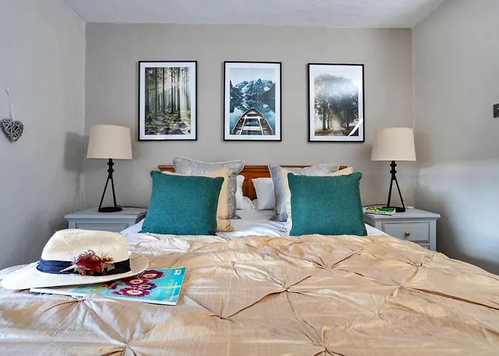 Finest Retreats - Ivy Cottage